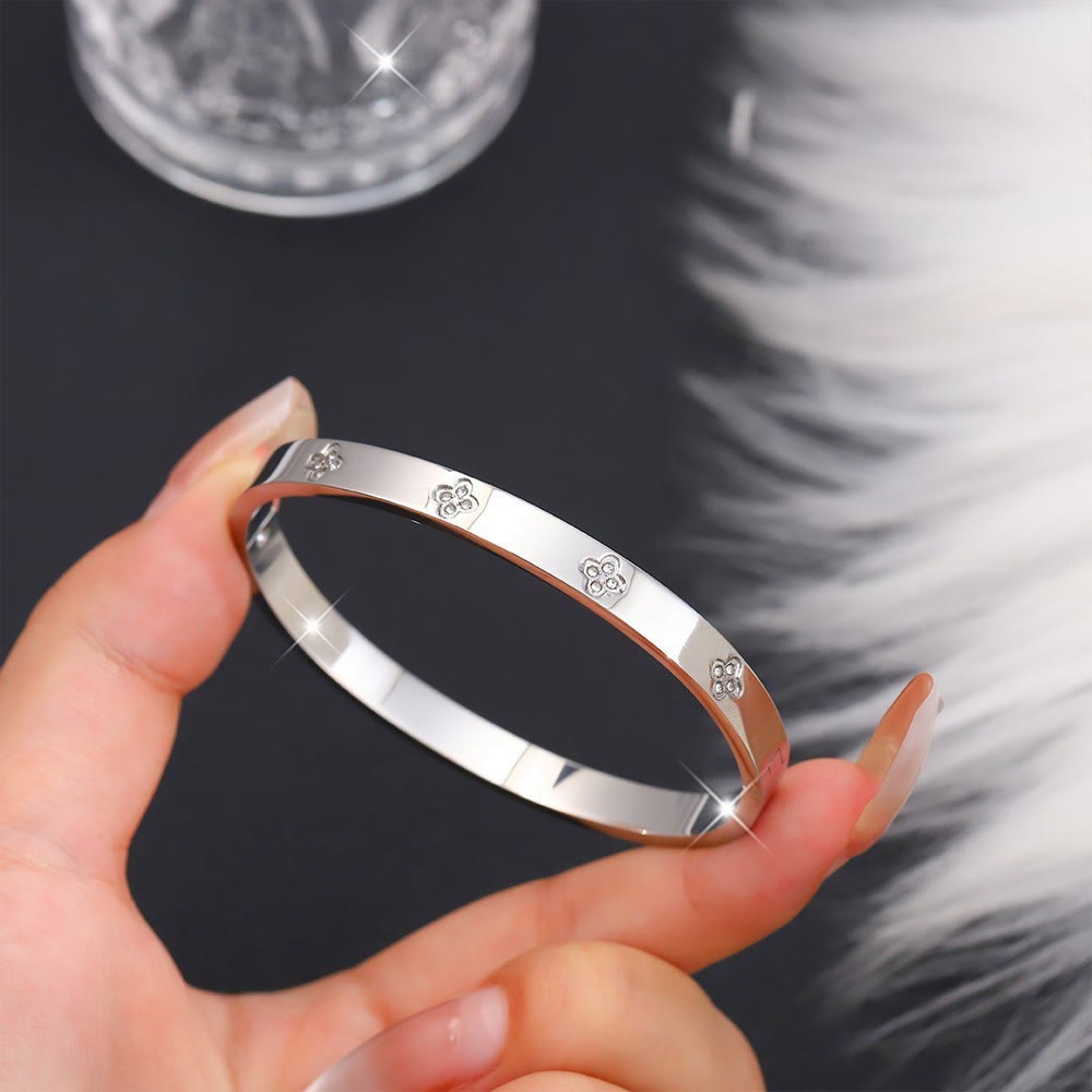 HilalHaven Stackable Detailed Minimal Band Bracelet  - Silver - Four Leaf Clover Bangle - image 5