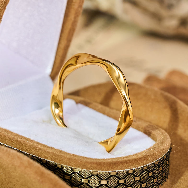 HilalHaven Smooth Undulating‑Edge Mobius‑Inspired Sleek Casual‑Style Ring - image 0