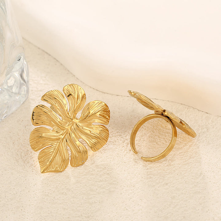 HilalHaven Frond Poise Embossed Symmetrical Foliage Statement Ring - image 2