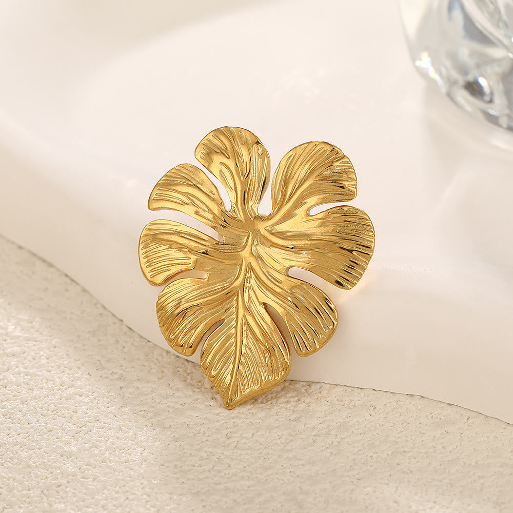 HilalHaven Frond Poise Embossed Symmetrical Foliage Statement Ring - Embossed Symmetrical Foliage Statement Ring - image 1