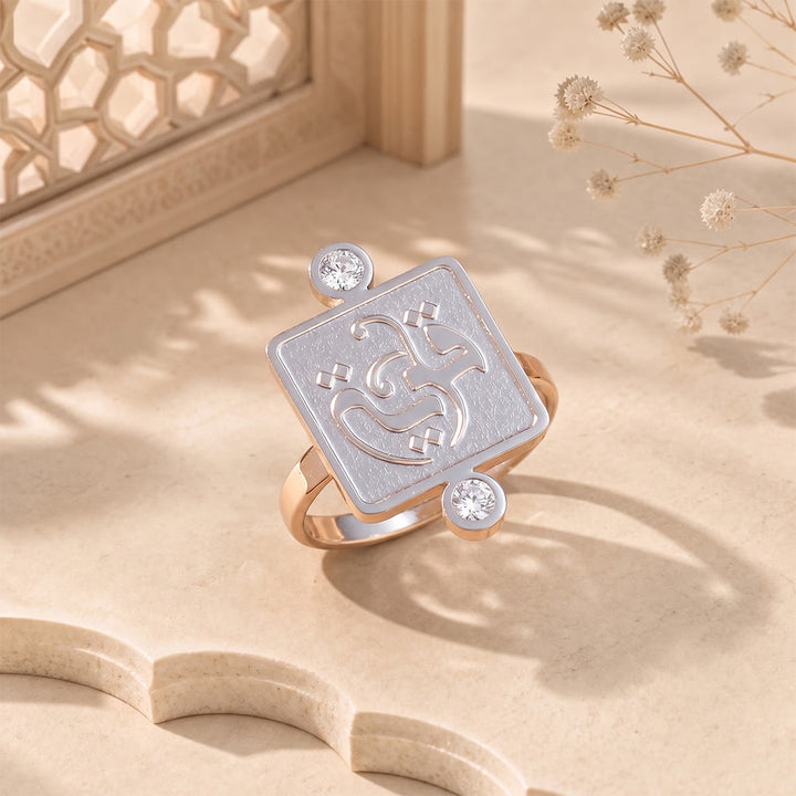 HilalHaven Embossed Square Glow Inlaid‑Crystal Signet Ring - Silver Ring - Silver Diamond - image 0