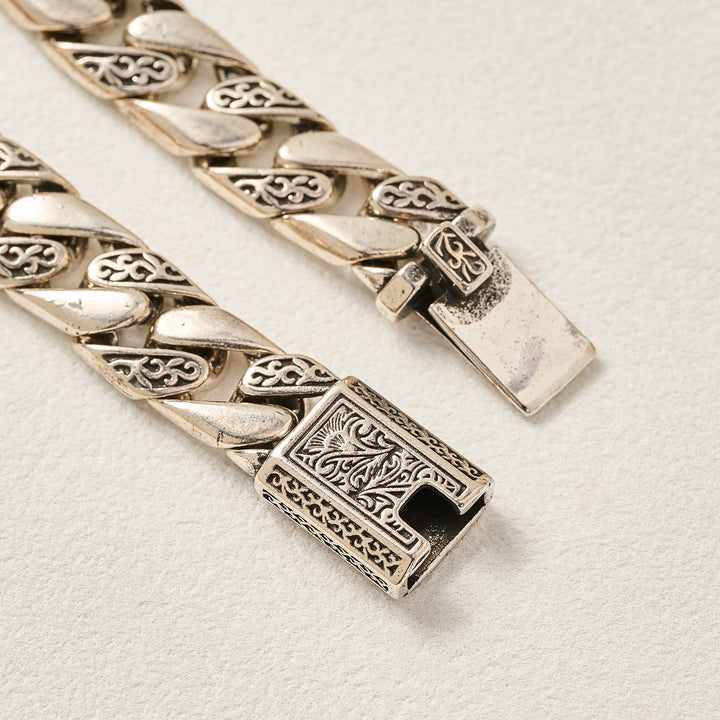 HilalHaven Ornate Arabesque Etched Clasp Heavy‑Link Timeless Daily Bracelet  - image 3