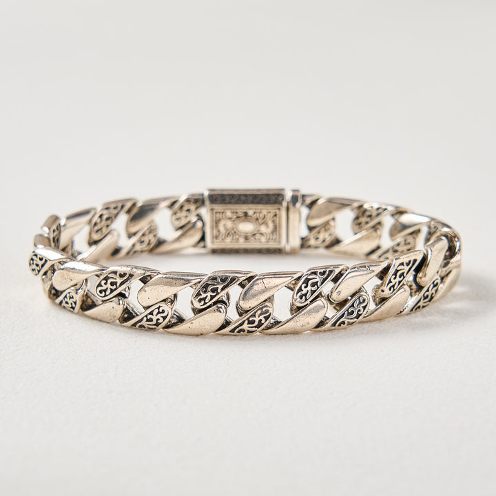HilalHaven Ornate Arabesque Etched Clasp Heavy‑Link Timeless Daily Bracelet  - image 4