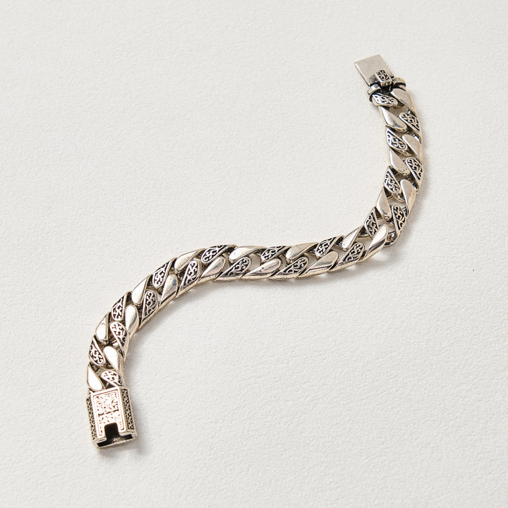 HilalHaven Ornate Arabesque Etched Clasp Heavy‑Link Timeless Daily Bracelet  - image 5