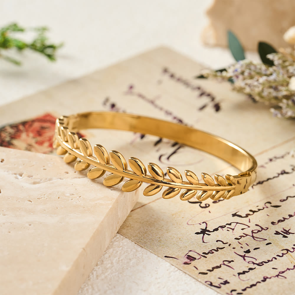 HilalHaven Laurel Glow Leaf‑Pattern Hinged Bangle — Electroplated Stainless Steel Minimalist Bracelet - Golden - image 3
