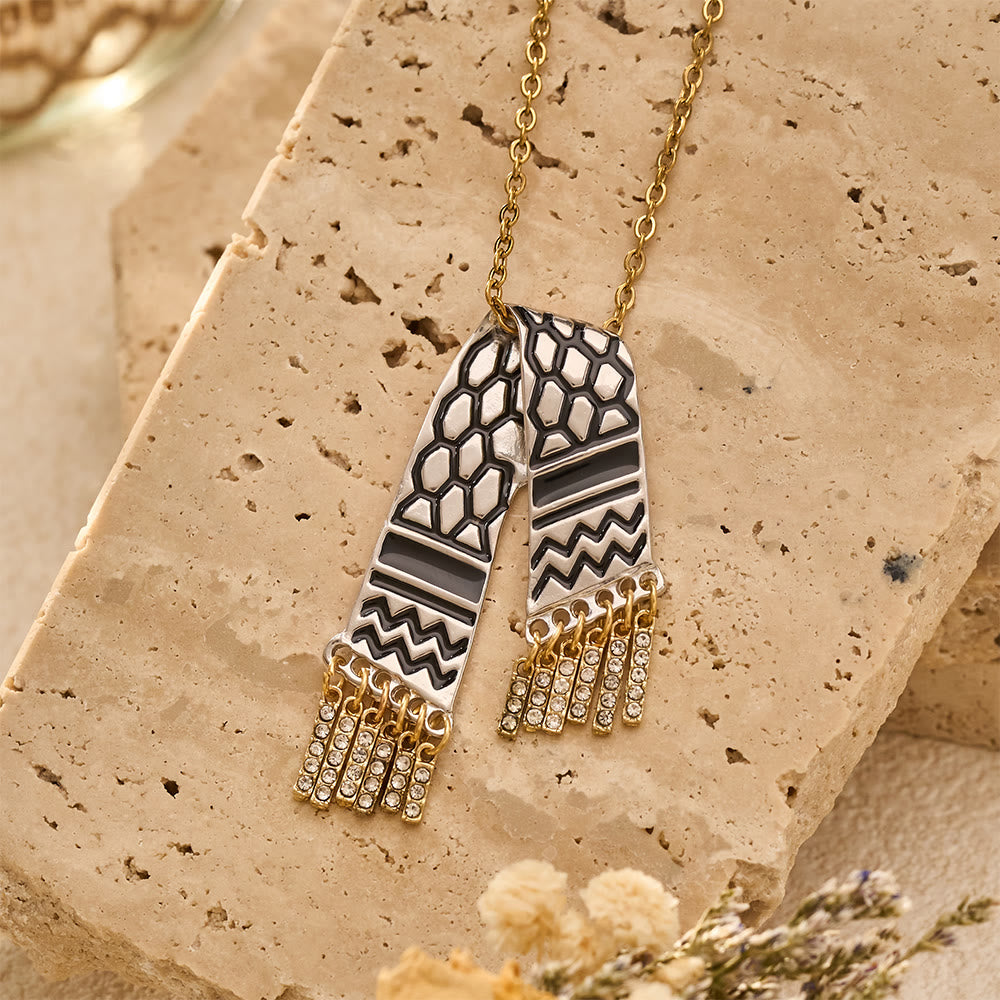 HilalHaven Keffiyeh Motif Zinc Alloy Tassel Pendant Necklace - image 1