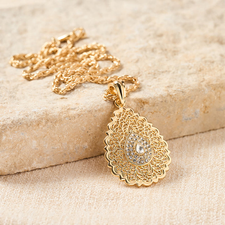 HilalHaven Palace Filigree Gem Zinc Alloy Necklace — Vintage Hollow‑Mesh Teardrop Pendant with Twisted Rope Chain - image 18