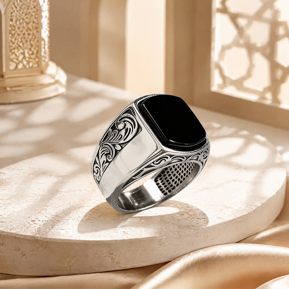 HilalHaven Onyx Crest Carved Pattern Alloy Signet Men&