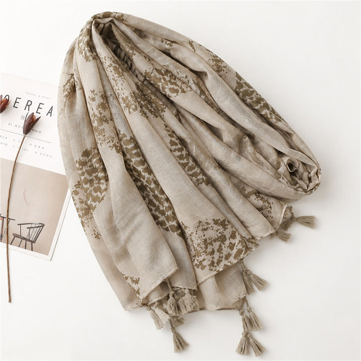 HilalHaven Faded Petal Retro Textured Tassel Square Keffiyeh - image 4